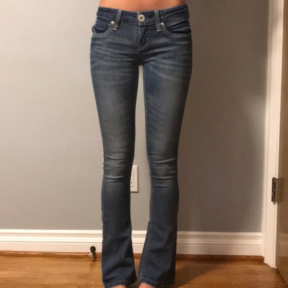 S O L D. ✨ G by Guess Bootcut jeans NWOT - Picture 4 of 4